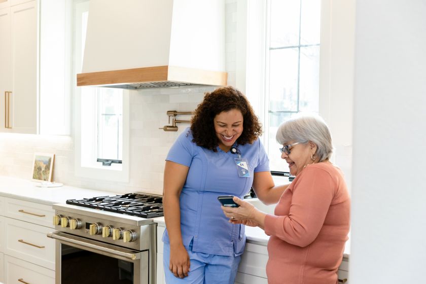 Customized Hourly Or Live-in Home Care Plans For Parkinson’s Patients